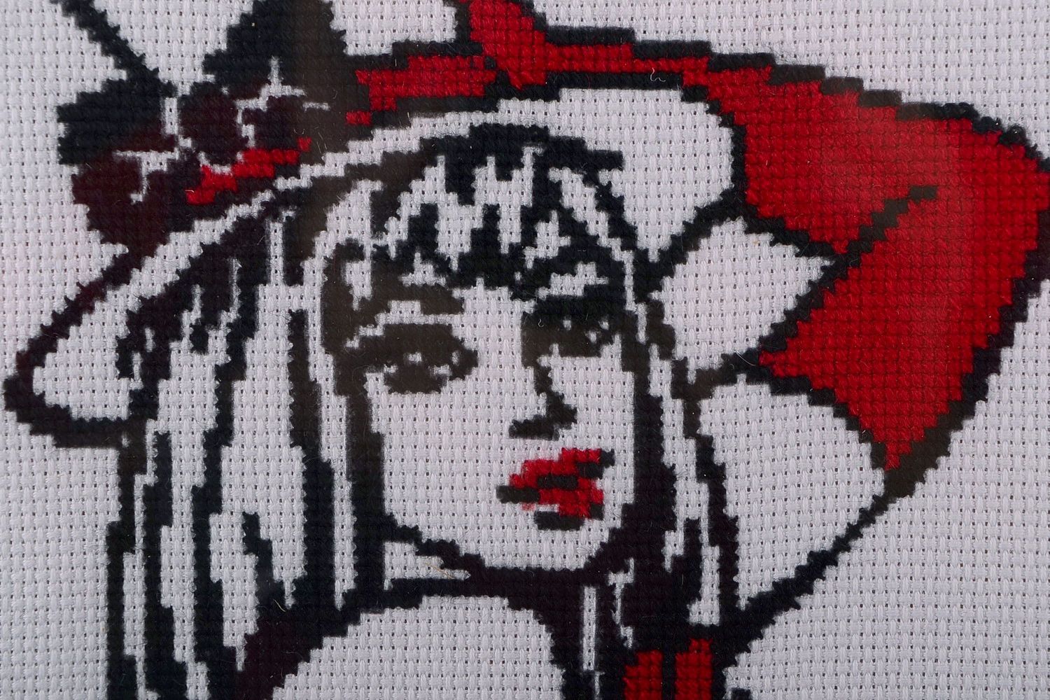 Embroidered painting Girl in top hat photo 2