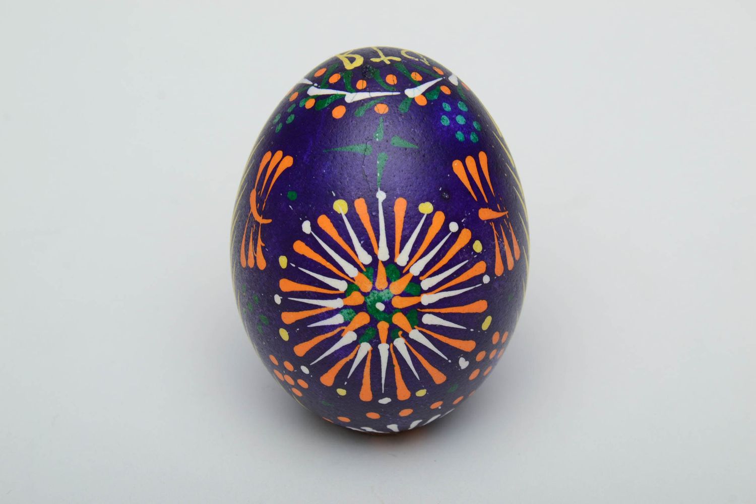 Яйцо с росписью в лемковском стиле авторская писанка  фото 2