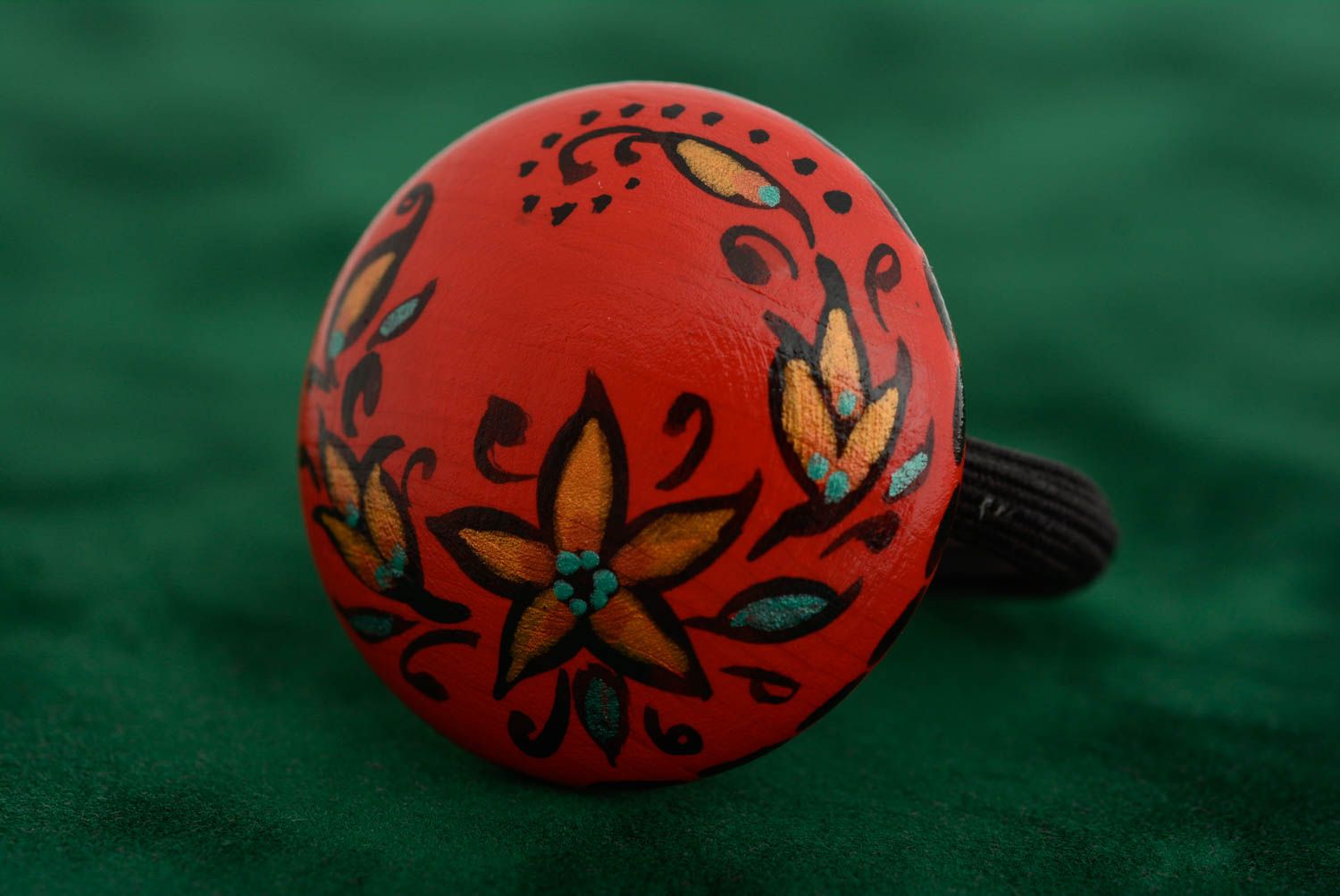 Élastique à cheveux rouge en bois rond peint motif floral original fait main photo 3