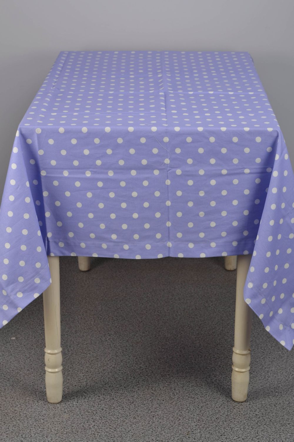 Lavender dotted tablecloth for rectangular table 140x140 cm photo 2