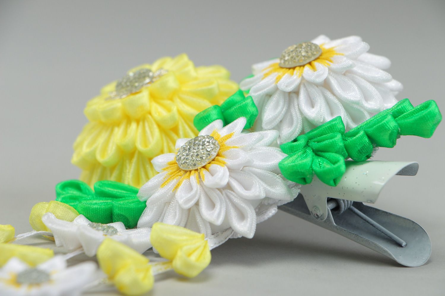 Kanzashi hair clip hand made of satin ribbons in green yellow and white colors photo 2
