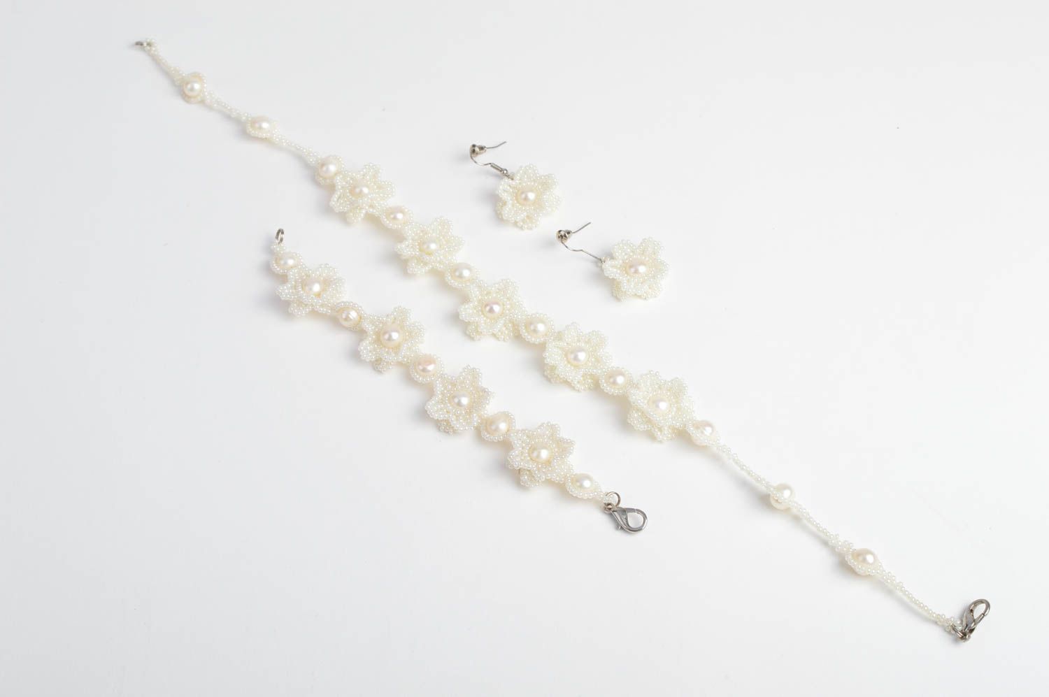 Handmade wedding jewelry set bracelet necklace and earrings designer accessory  photo 4