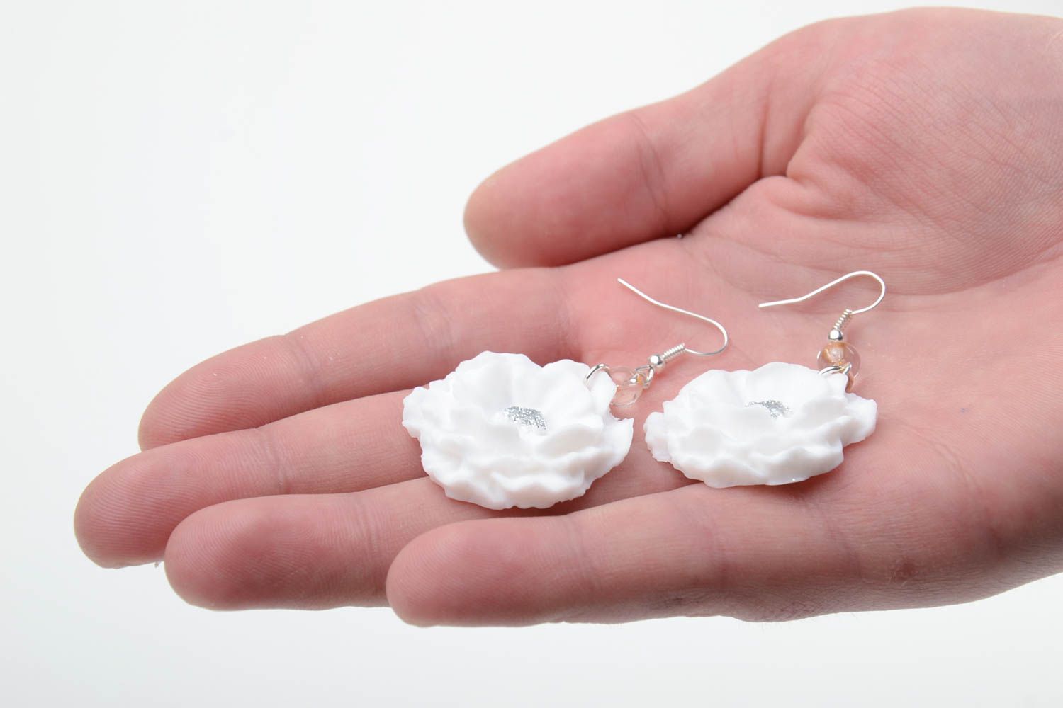 Handmade tender snow white polymer clay floral dangling earrings with rhinestones photo 2