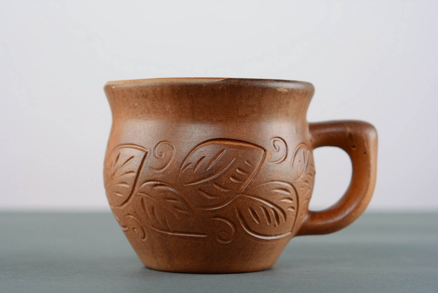 8 oz classic natural clay coffee cup with handle and floral pattern photo 1