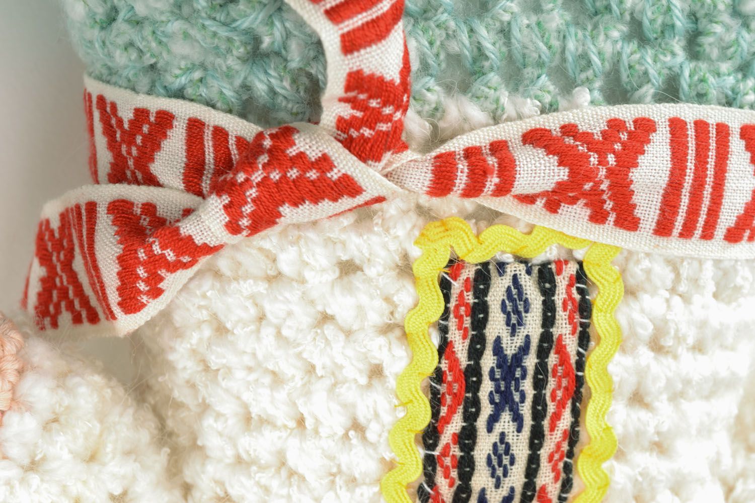 Jouet tricoté au crochet artisanal Bouc-cosaque  photo 3