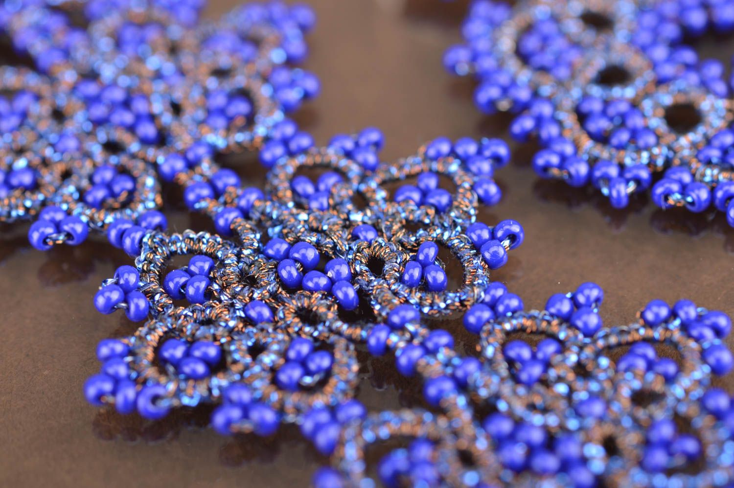 Set of handmade tatted lace jewelry 2 items wrist bracelet and dangle earrings  photo 4