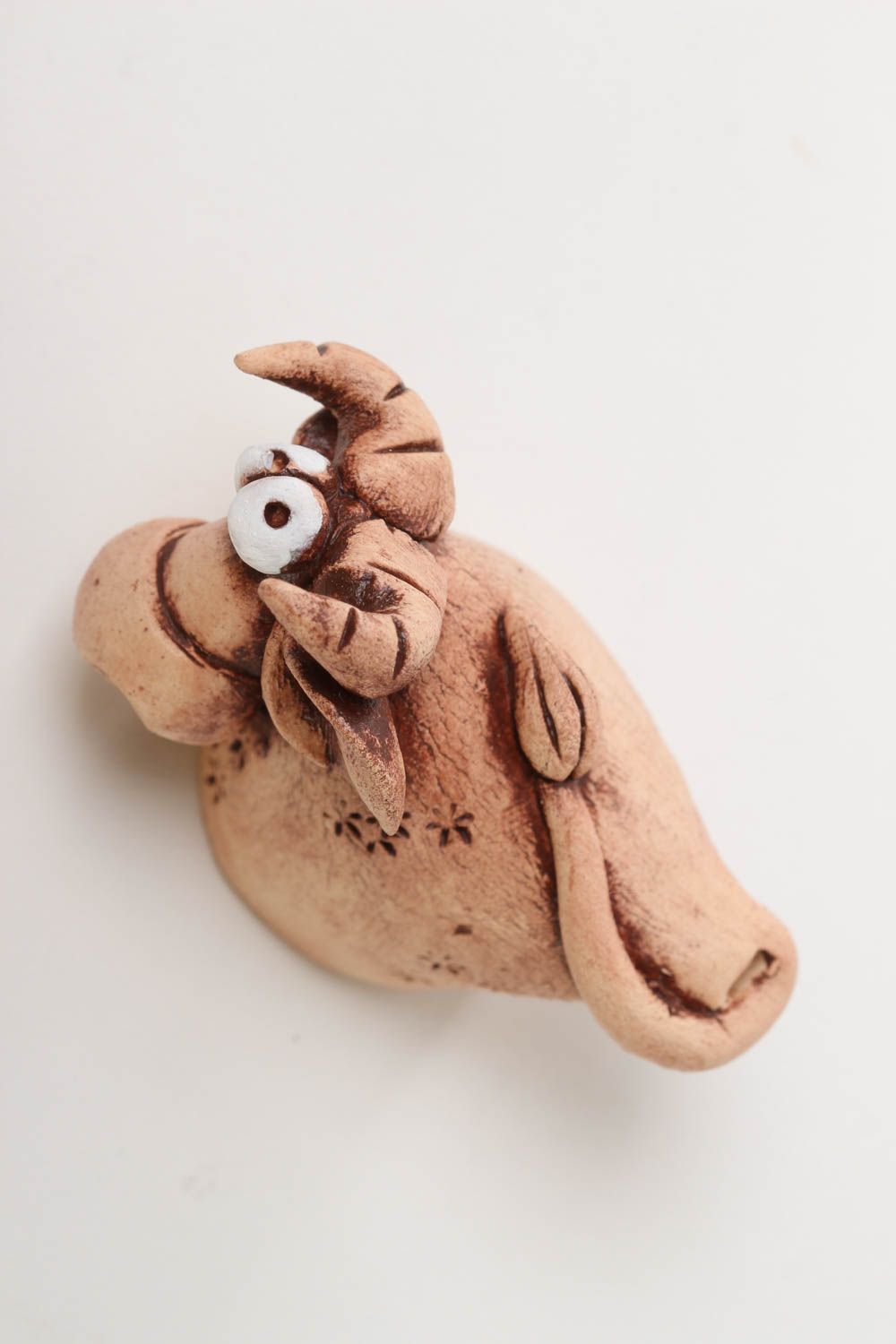 Свистулька из глины хэнд мэйд керамическая свистулька глиняная игрушка Корова фото 2