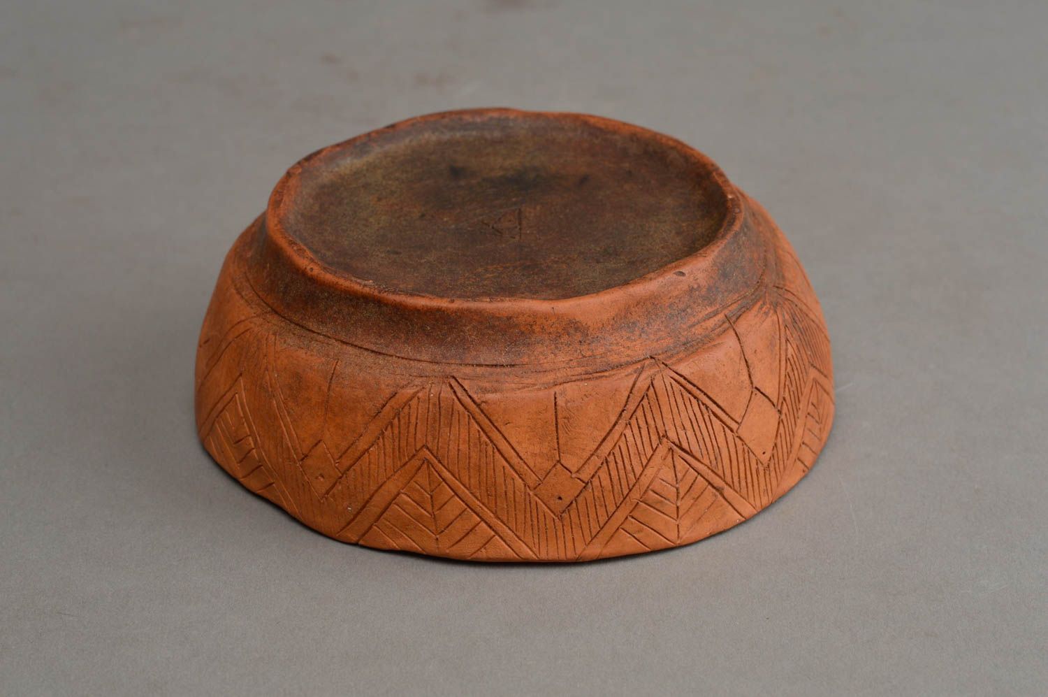 Глиняная пиала ручной работы небольшая с орнаментом эко посуда Узоры гор  фото 4