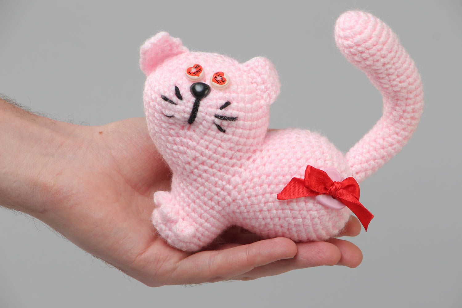 Petit jouet décoratif tricoté fait main design original pour enfant Chat rose photo 5
