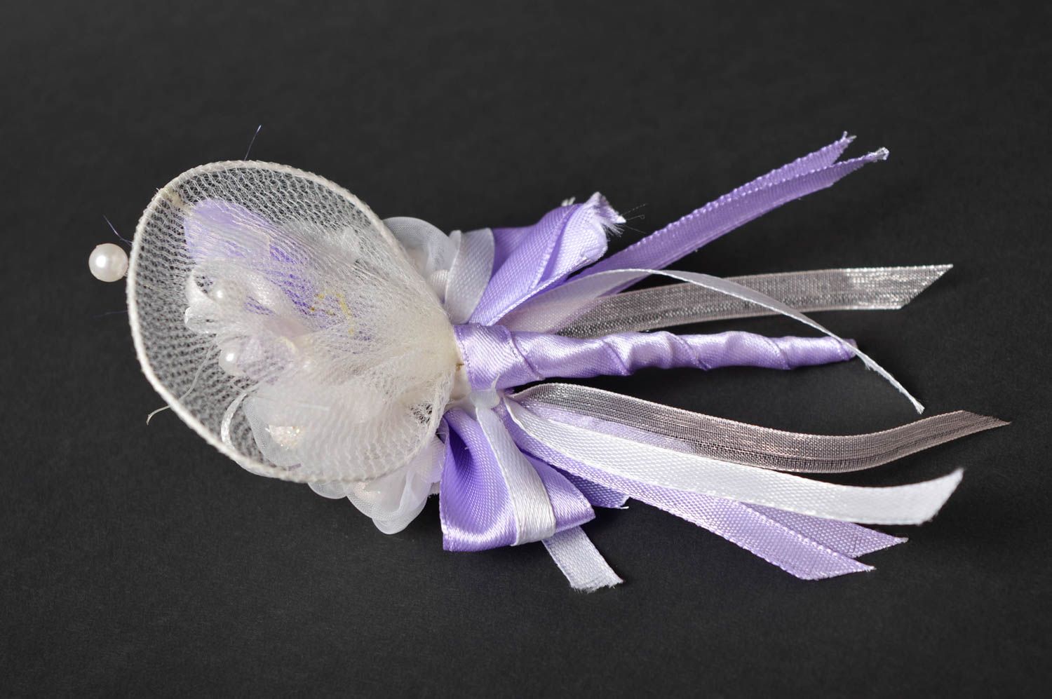 Boutonnière de mariage faite main originale blanc-violet Accessoire marié photo 3