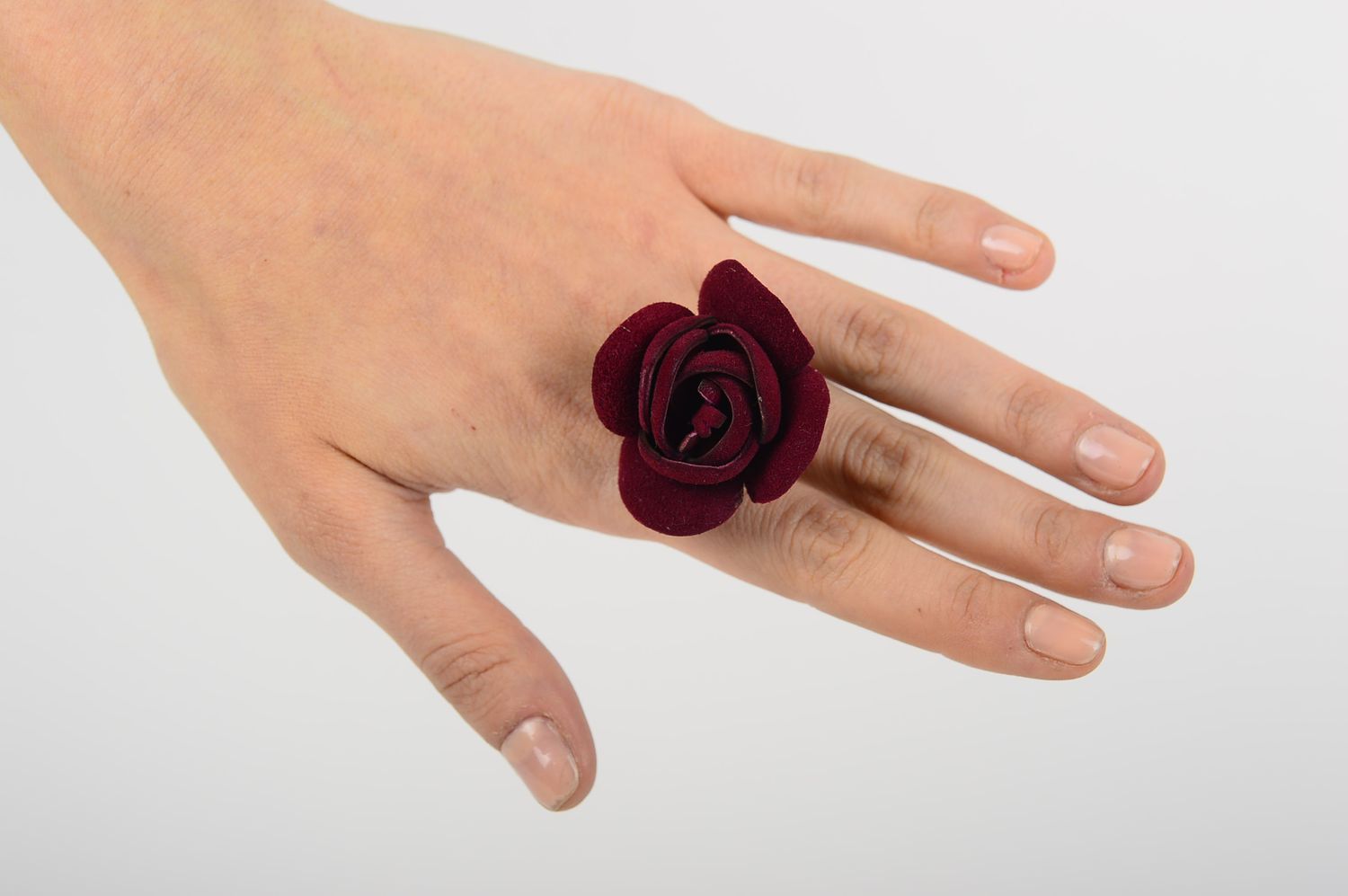 Кольцо из кожи кольцо ручной работы стильное украшение из кожи авторское фото 1