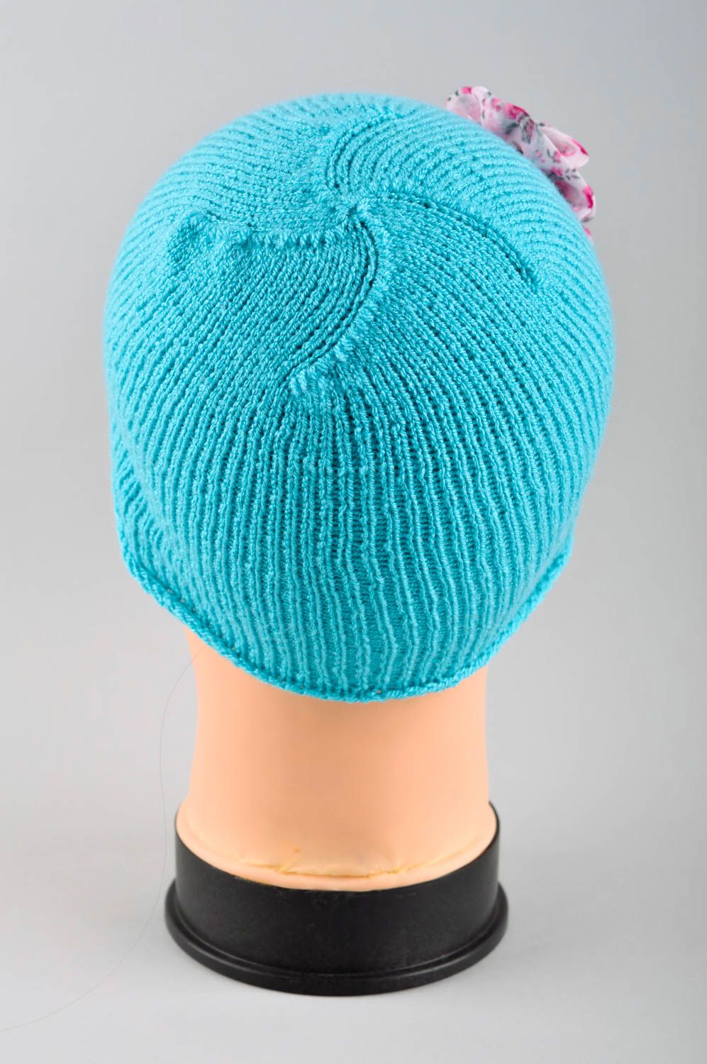 Шапка для девочки ручной работы вязаная шапка голубая зимняя шапка с цветком фото 4