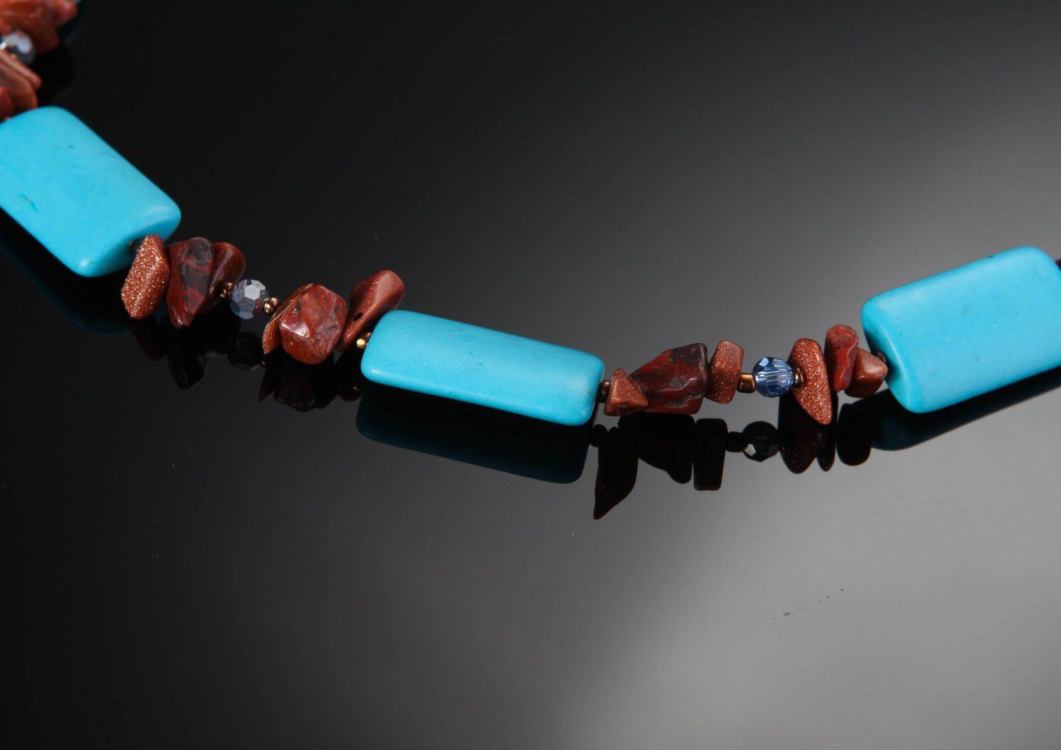 Necklace made of jasper & pressed turquoise photo 4