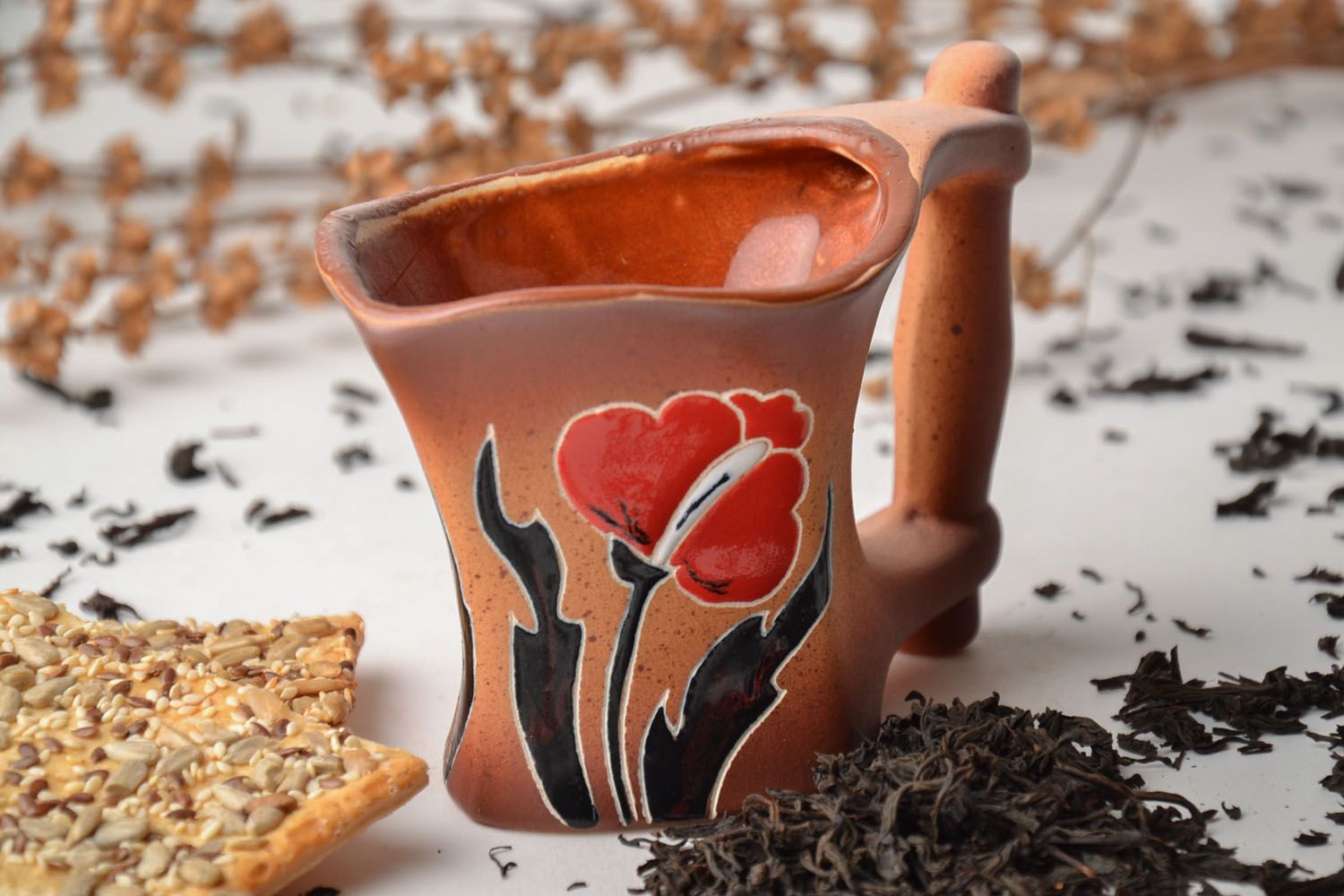Medium size 8 oz clay glazed decorative ceramic mug with red hot poppies pattern photo 1