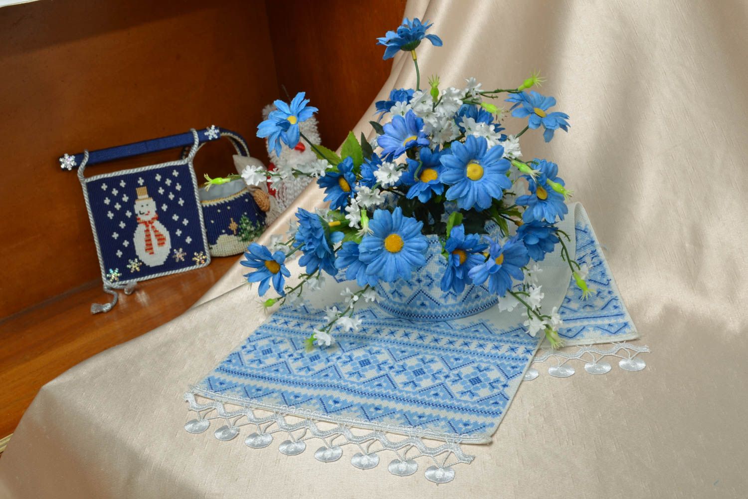 Cross-stitched table runner and decorative basket photo 5
