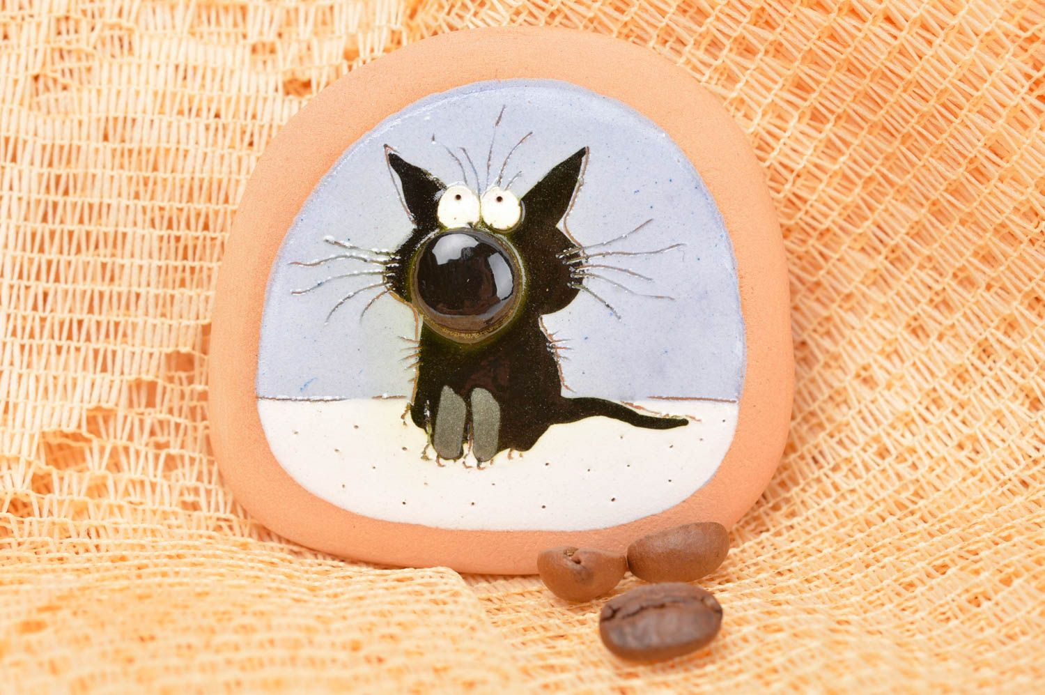Магнит на холодильник хэнд мэйд декор для дома необычный подарок Кот на пляже фото 1