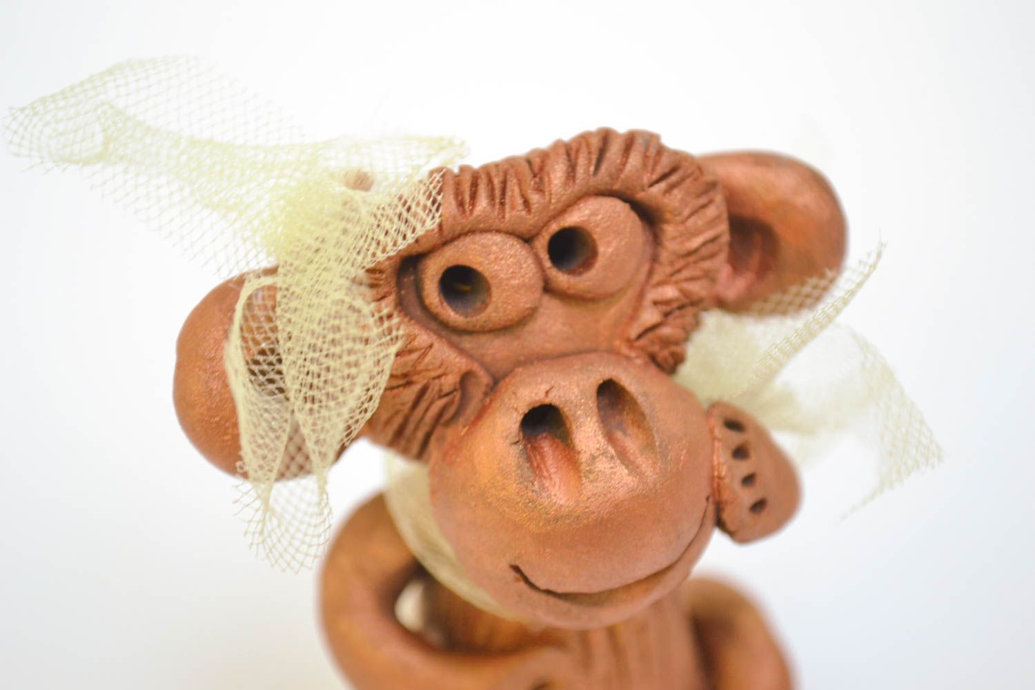 Статуэтка для дома ручной работы подарок и сувенир фигурка из глины обезьянка фото 2