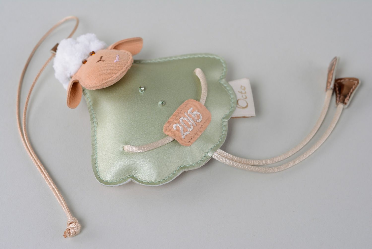 Leather bag charm in the shape of sheep photo 3
