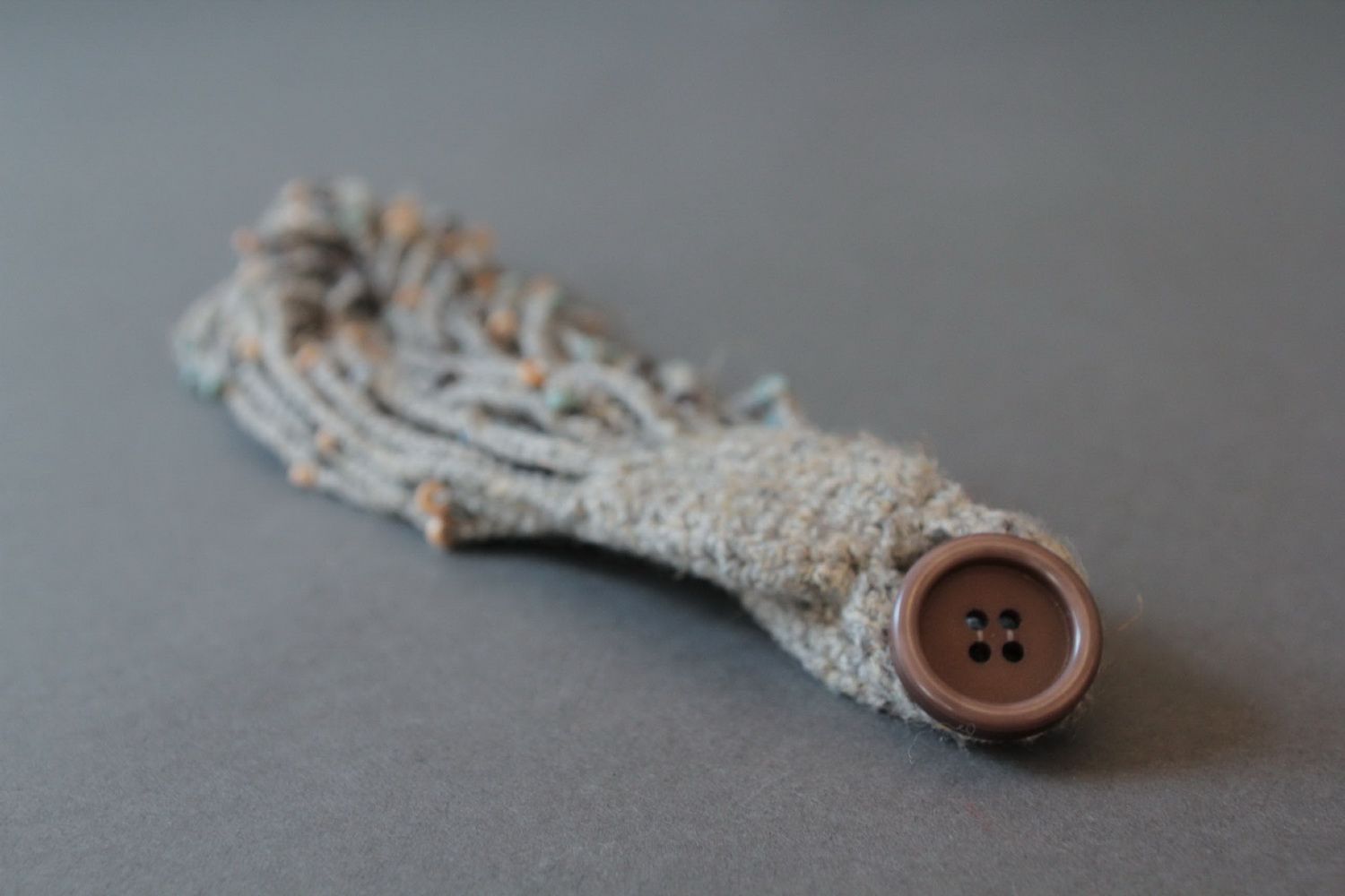 Necklace woven from flax with ceramic beads photo 3