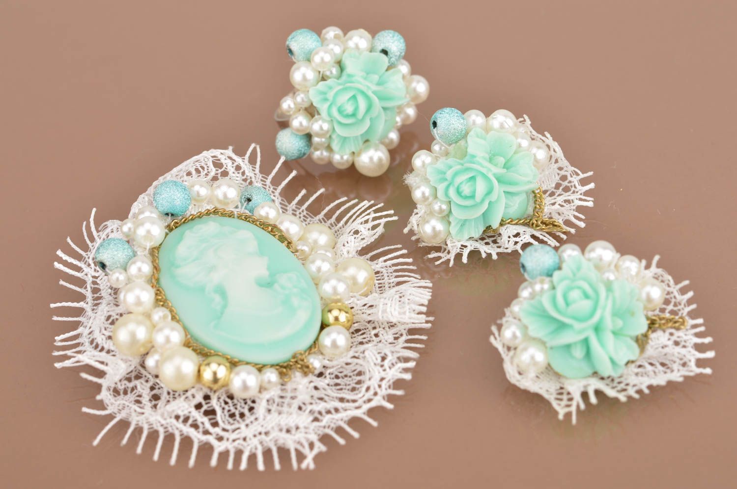 Handmade set of jewelry ring brooch and earrings made of lace and beads photo 2