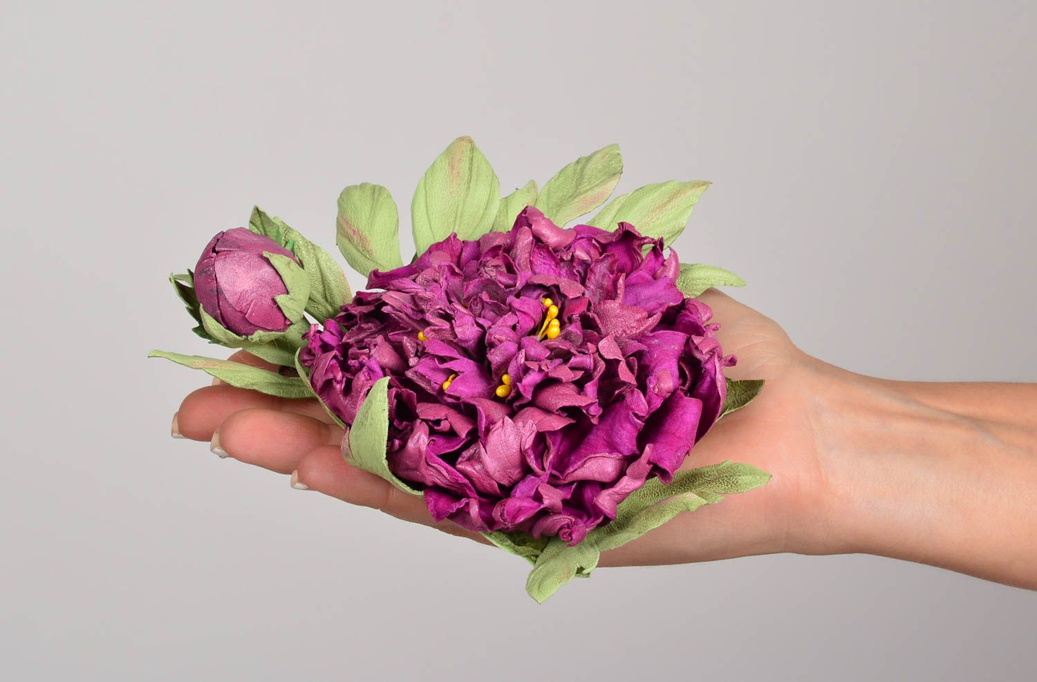 Авторская бижутерия хэнд мэйд красивая брошь фиолетовый цветок брошь из кожи фото 5