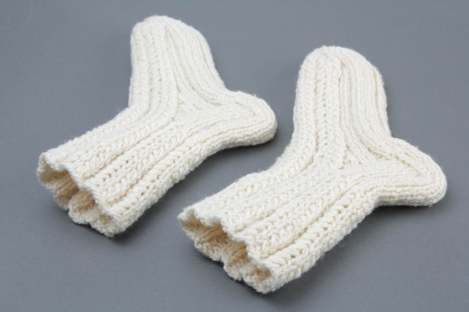 Chaussettes tricotées blanches chaudes en laine  photo 3
