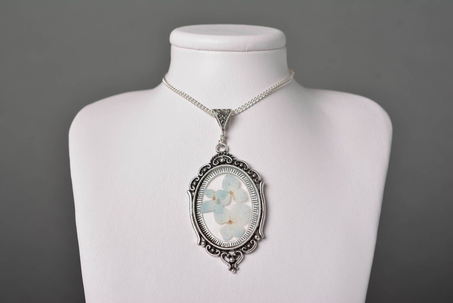 Botanic pendant handmade pendant with natural flowers handmade jewelry photo 2