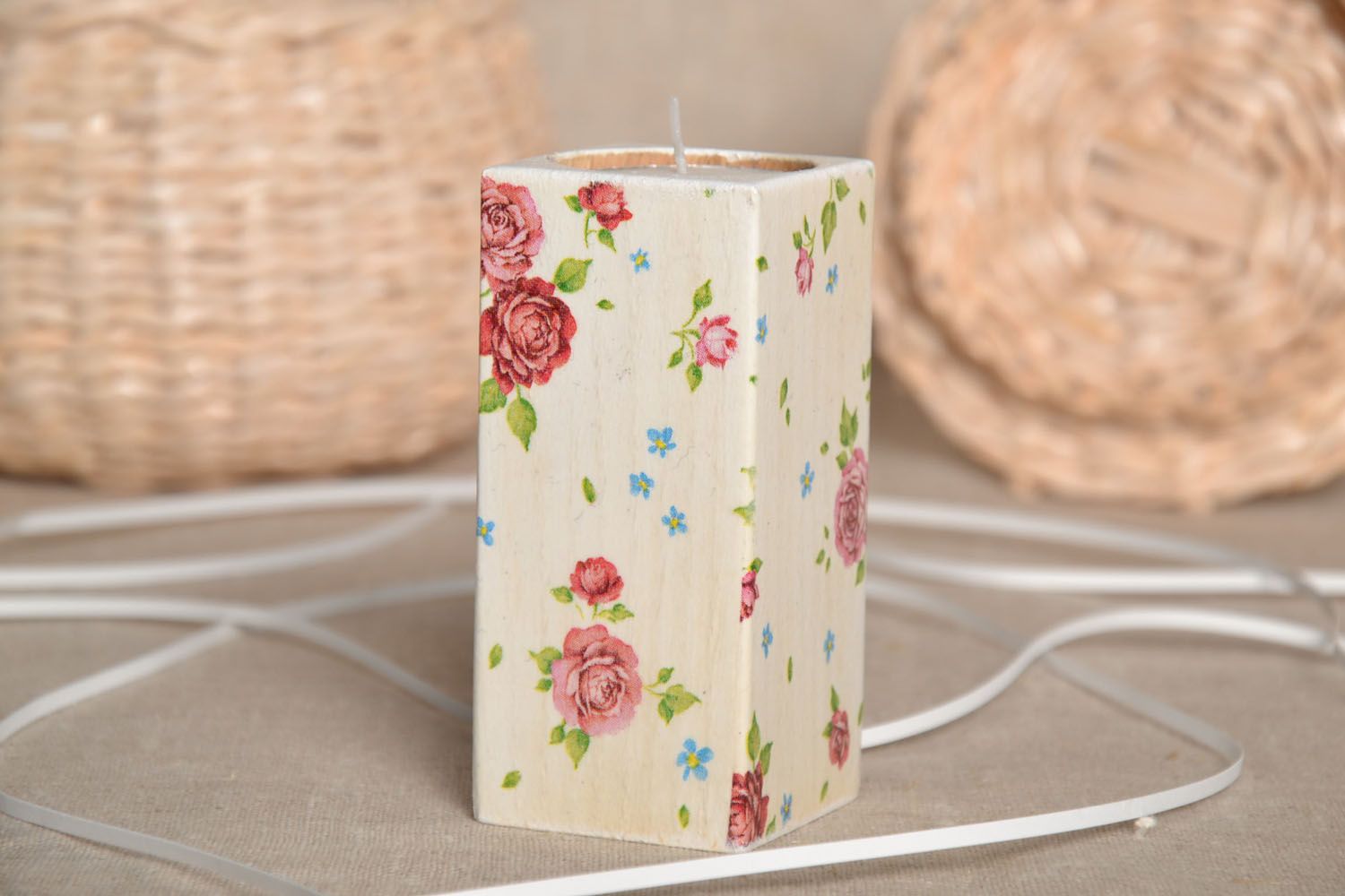 Decoupage wooden candle holder photo 1