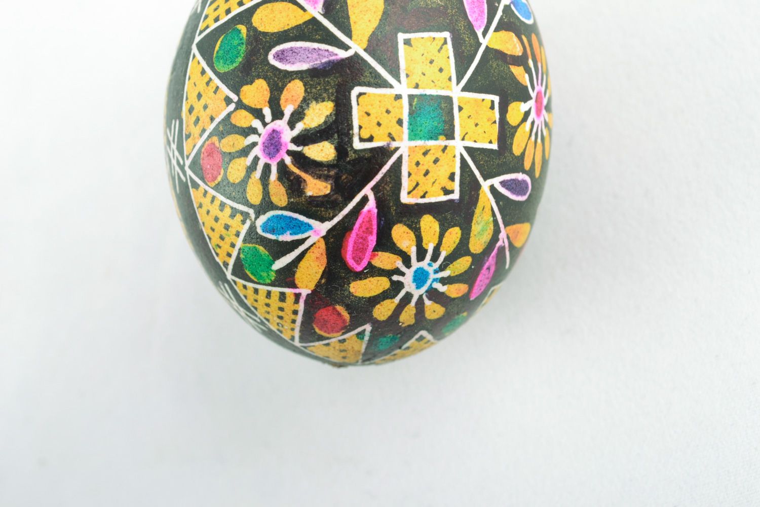 Bright painted homemade Easter egg photo 4