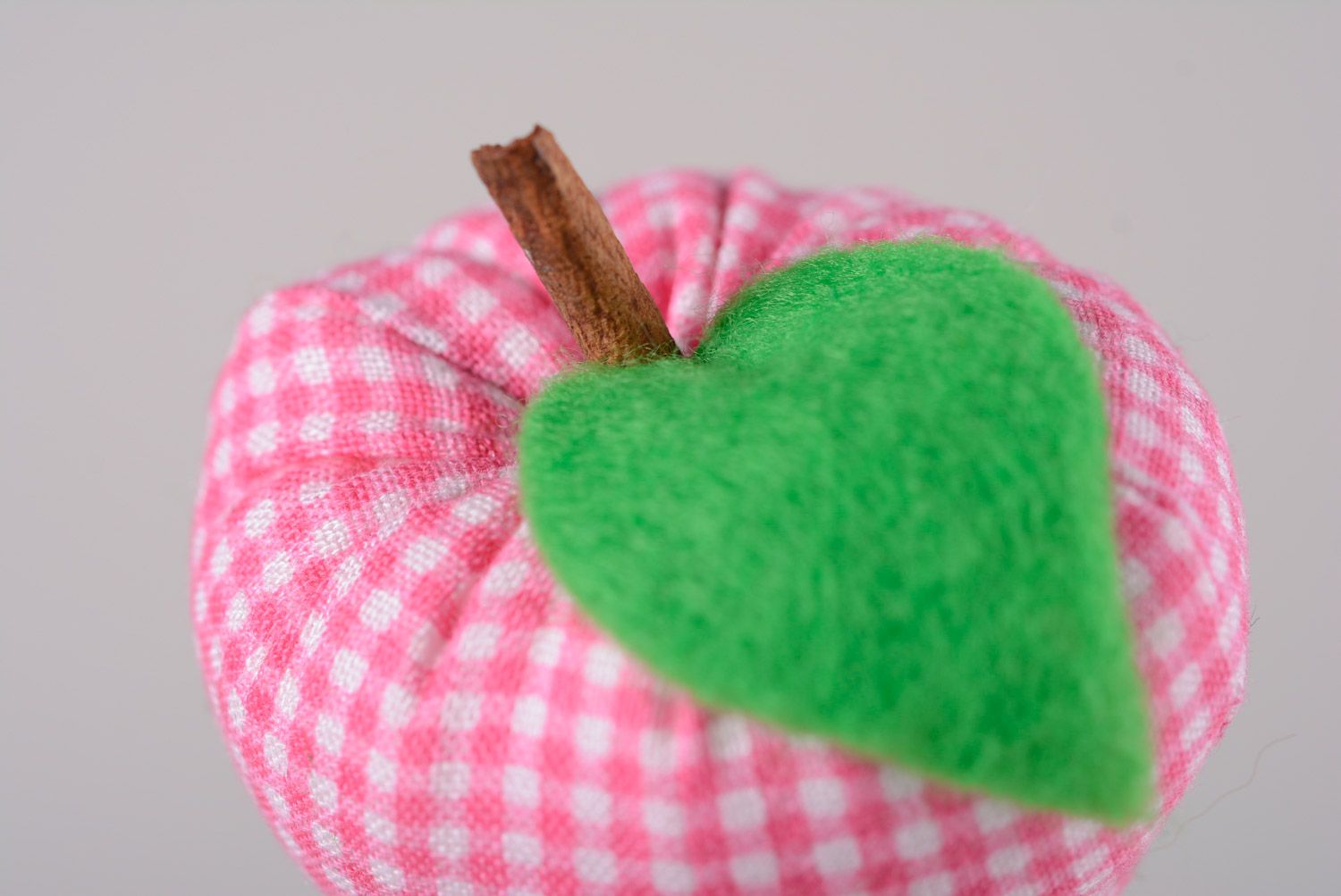 Handmade interior soft toys sewn of checkered cotton fabric Apples 2 items photo 4