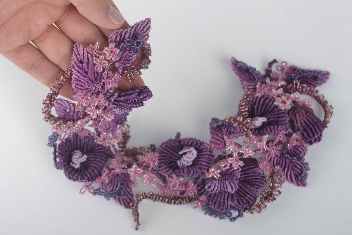 Collier macramé Bijou fait main violet volumineux avec fleurs Cadeau femme photo 5