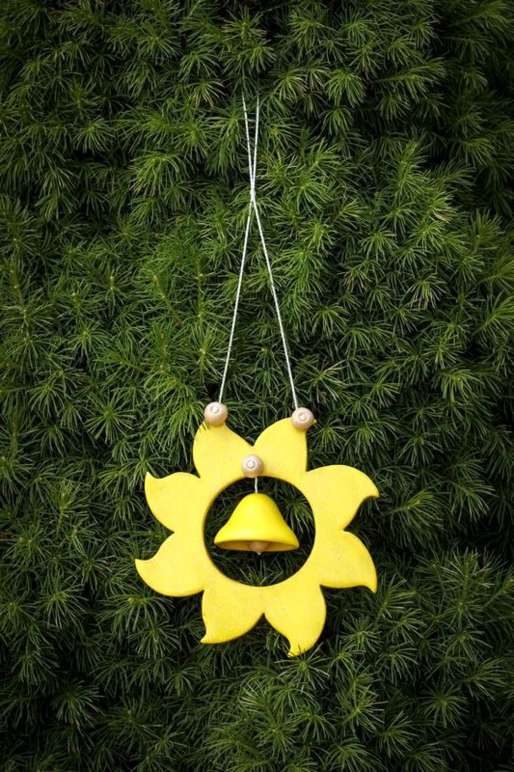 Suspension décorative Soleil avec clochette jaune  photo 1