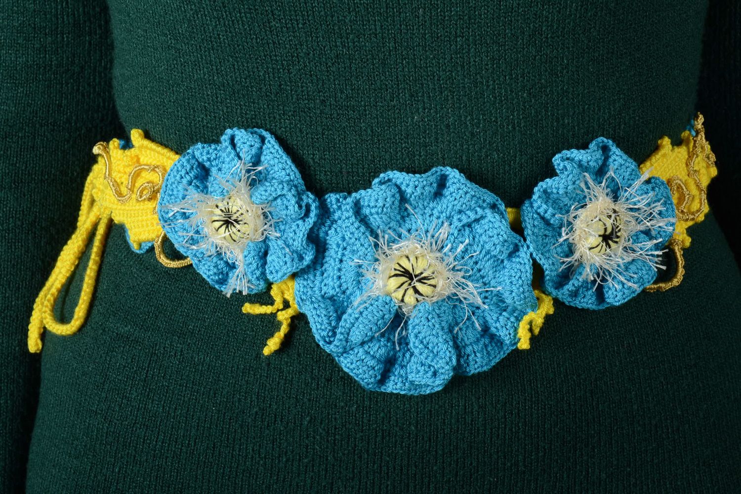 Ceinture tricotée au crochet pour femme faite main bleue grandes fleurs photo 1