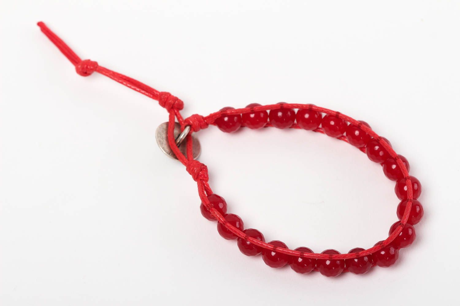 Красный браслет из камней ручной работы браслет из бусин авторская бижутерия фото 2