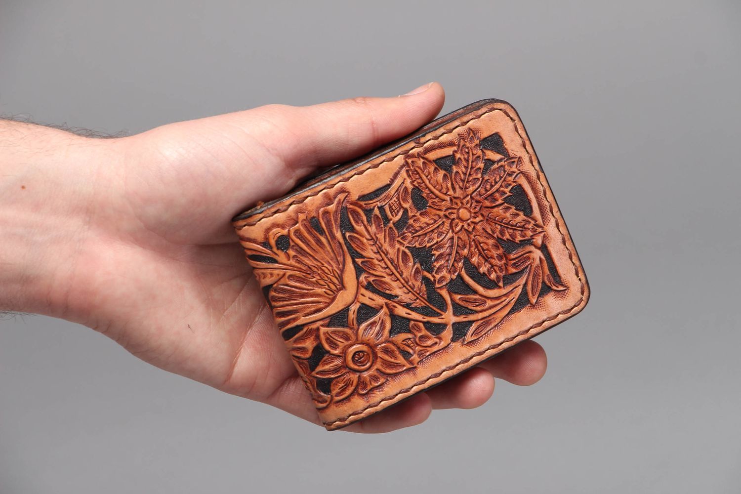 Handmade leather wallet with flowers photo 4