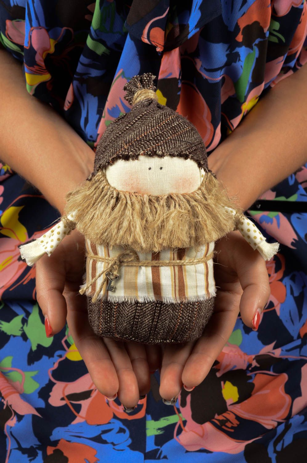 Muñeca étnica hecha a mano de trapo amuleto de protección decoración de interior foto 5