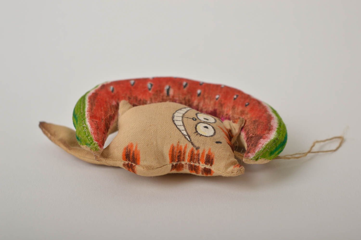 Peluche de animal hecho a mano juguete de tela gato objeto de decoración  foto 4
