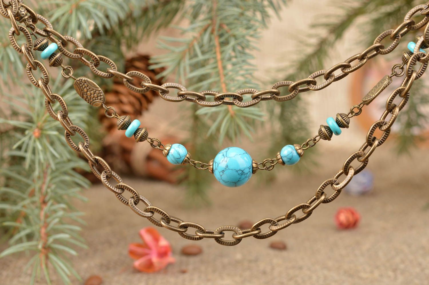 Handgemachte Metall Halskette mit Perlen türkisblau an Wildleder Schnur schön foto 1