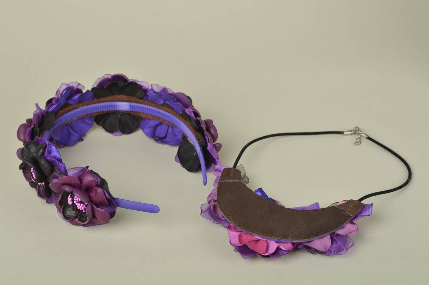 Handmade leather necklace flower hair band accessories for girls jewelry set photo 3