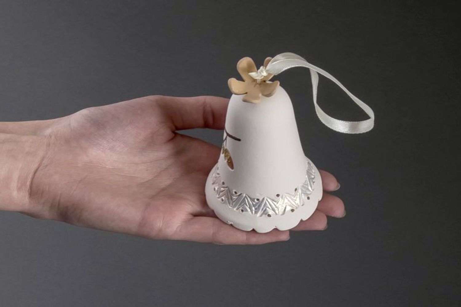 Ceramic bell Acorns photo 3
