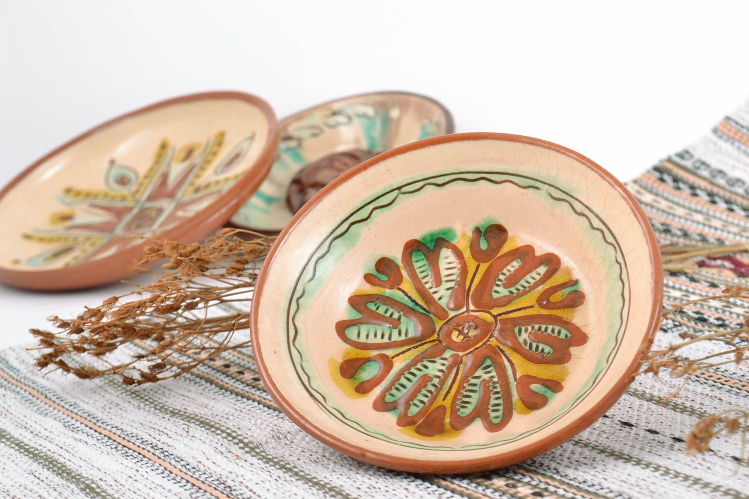 Kleiner handmade Keramik Teller mit Muster mit Glasur bemalt für Haus Deko foto 5