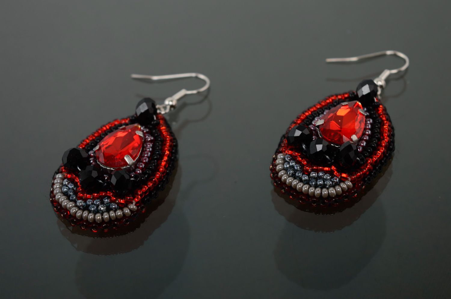 Beaded earrings on leather basis Black and Red photo 5