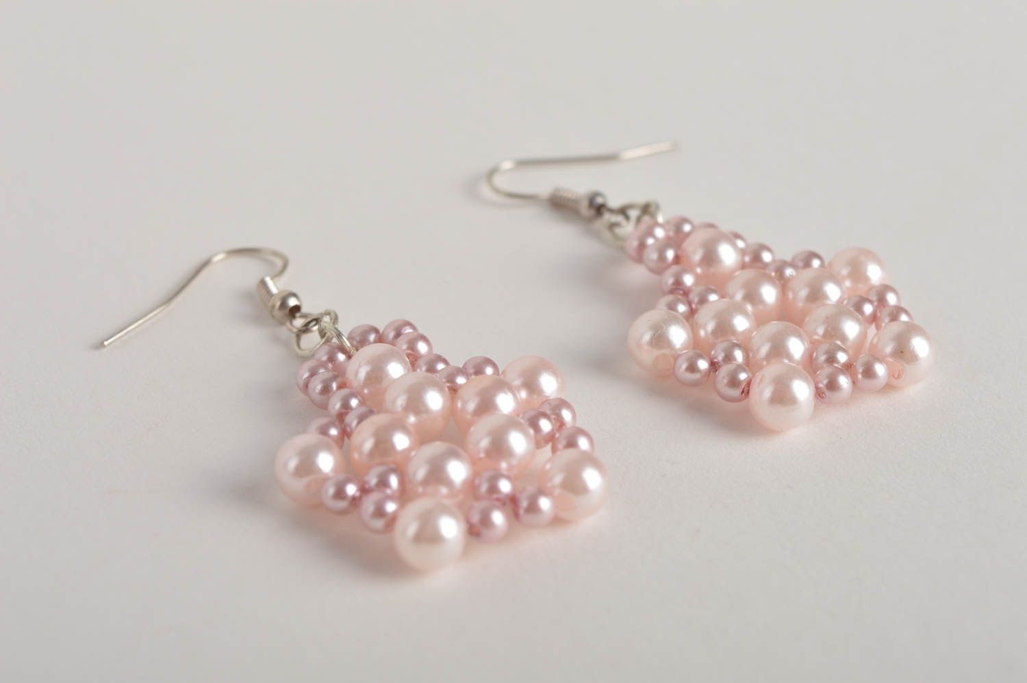 Handmade stylish beaded earrings pink elegant jewelry dangling earrings photo 2