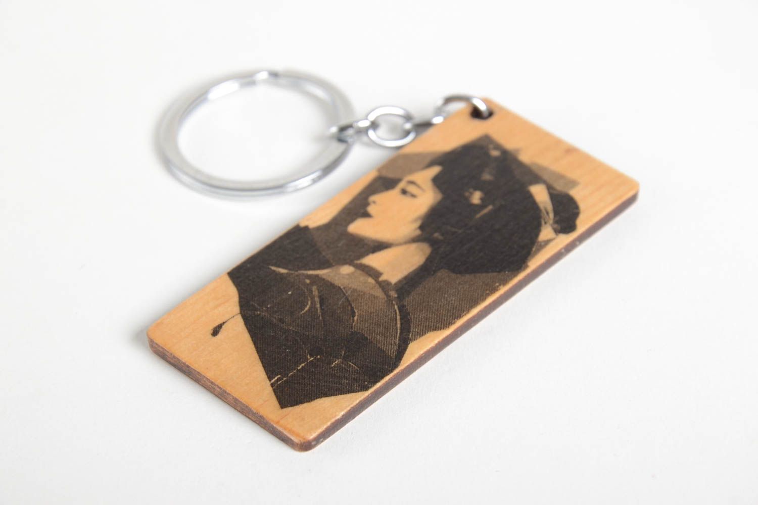 Handmade keychain designer kaychain for phone wooden souvenir for men photo 3