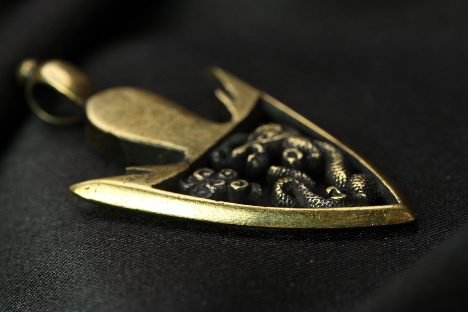 Pendentif en bronze fait main Flèche japonaise photo 2