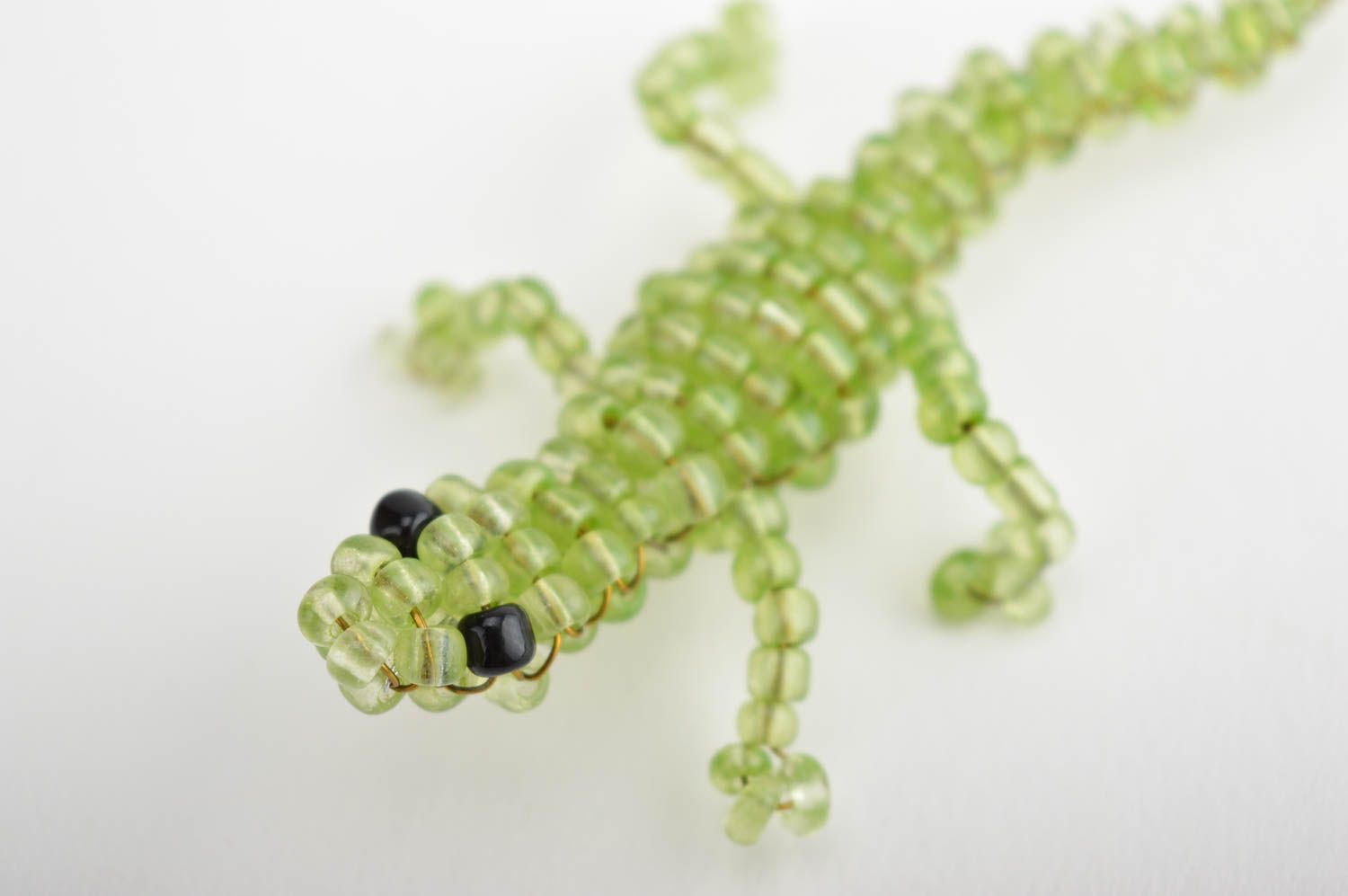Handmade beaded figurine green beaded lizard beaded animals unusual gift  photo 3