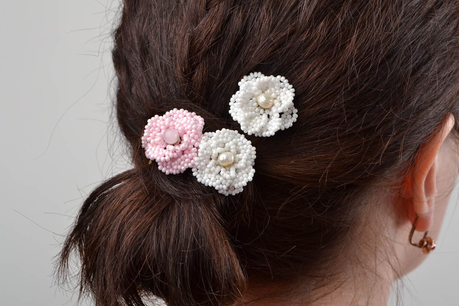 Lot d'épingles à cheveux avec fleur en perles de rocaille faites main 3 pièces photo 2