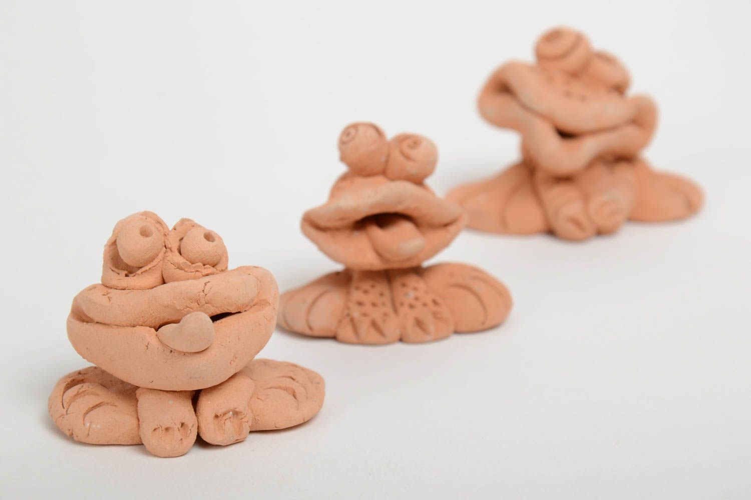 Small handmade funny clay statuettes set 3 pieces beige frogs photo 2