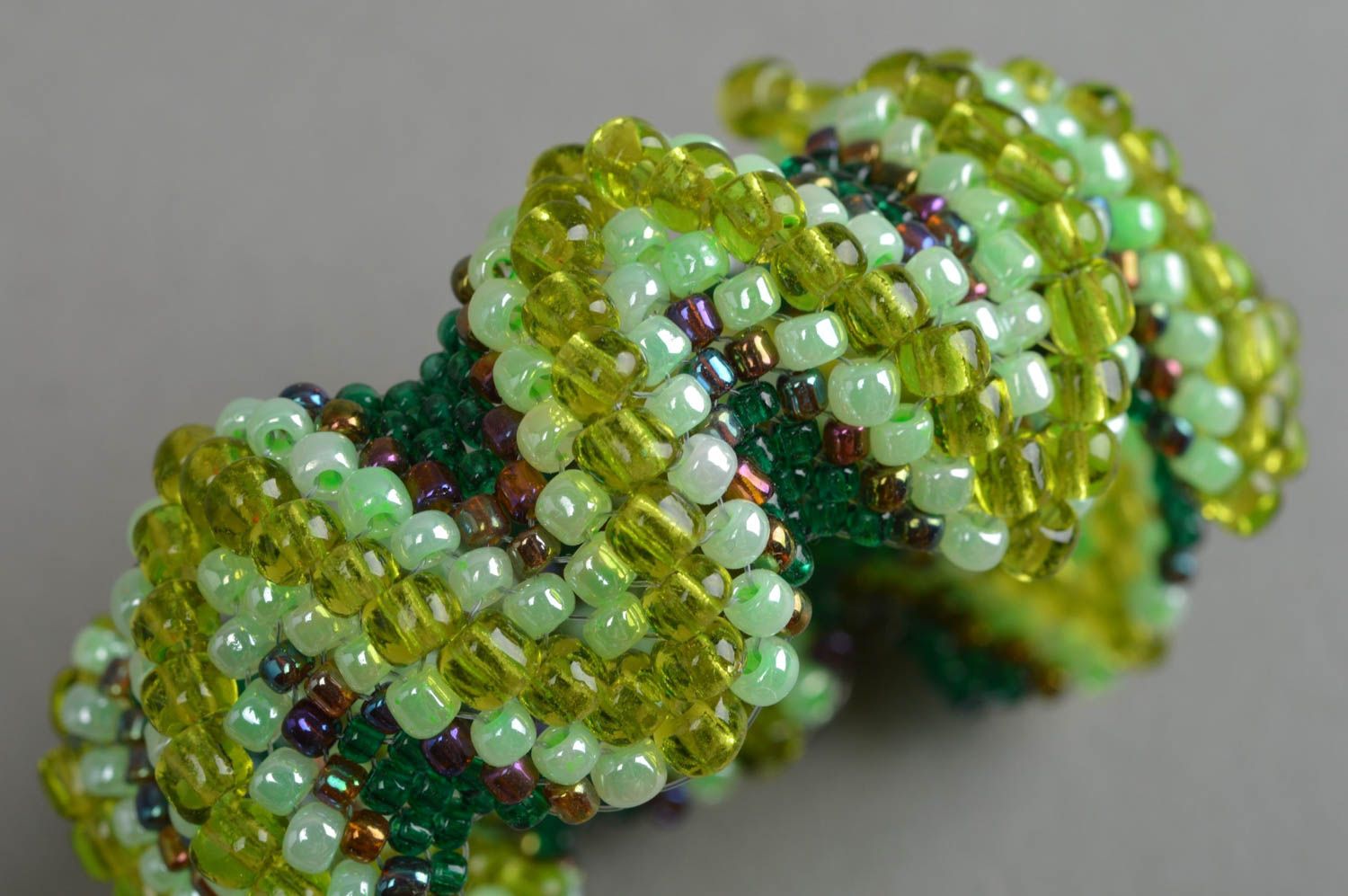 Bracelet en perles de rocaille fait main bijou pour femme Coquille verte photo 5