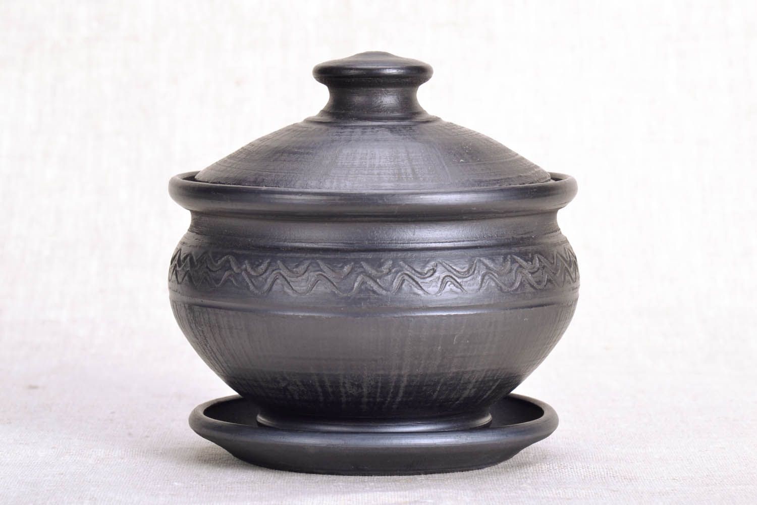 Pot en céramique noire avec couvercle fait main photo 2